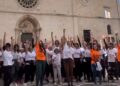 A Sulmona “Liberi di”, il flash mob contro la violenza sulle donne con Jill Cooper