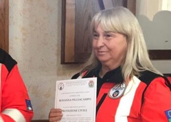 Travolta mentre attraversa, muore la volontaria della Protezione civile Rosanna Pigliacampo: la conducente si costituisce