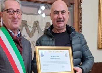 In pensione dopo 30 anni al servizio della città, al Maresciallo Risio una targa dal Comune