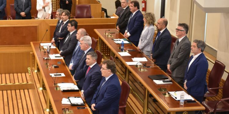 Patto per l’Abruzzo abbandona l’aula: “non saremo complici di questo modo di gestire le casse della Regione”