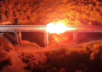 Autostrada A24, completato lo spettacolare abbattimento del viadotto Valle Orsara