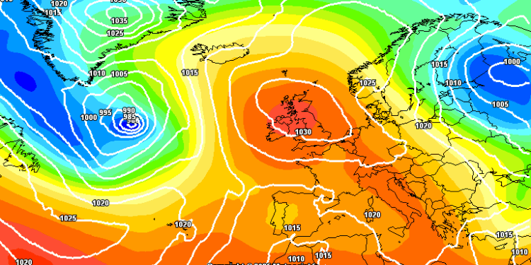Il modello americano GFS vede questa situazione per le ore 14:00 di Domenica 12 Ottobre. Al momento condizioni di bel tempo e temperature gradevoli
