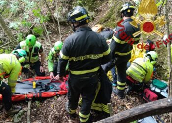 Lieto fine e salvataggio da film per Andrea: la macchina dei soccorsi con uomini, mezzi e tecnologia