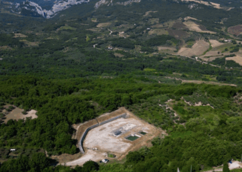 LNEnergy nel dibattito sull’estrazione di gas a Bomba: opportunità di sviluppo contro le proteste locali