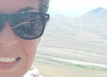 Tragedia di Natale in Valle d’Aosta, cade nel laghetto ghiacciato: addio all’abruzzese Laura Vietri