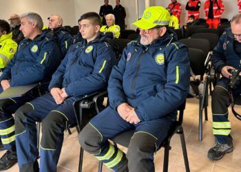 Protezione civile, consegnati sette mezzi antincendio boschivo nell’aeroporto di Preturo