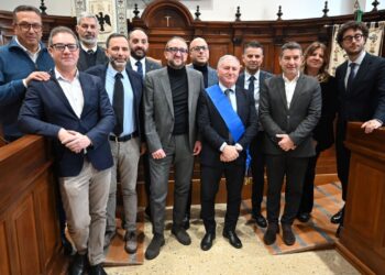 Provincia dell’Aquila, insediato il nuovo Consiglio: al via il “Caruso ter”