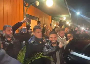 Insigne torna al Pescara dopo 14 anni, accolto da cento tifosi