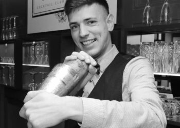 Il barman abruzzese Matteo Leone trovato senza vita nella sua casa di Londra: aveva 31 anni