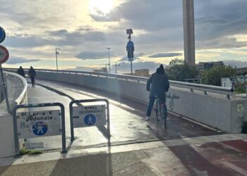 Riaperto il Ponte del Mare dopo le verifiche, era stato danneggiato da un natante