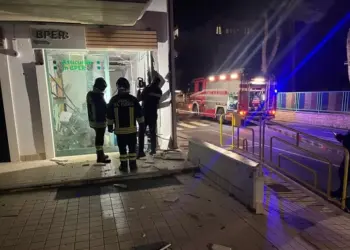 Esplosione nella notte a Pineto, scardinato e portato via un bancomat