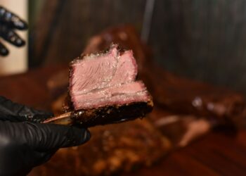 Le tecniche di cottura lenta: dalla brasatura al low temperature cooking