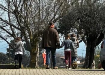 Famiglia nel bosco, Cantelmi: “dopo l’ordinanza i bimbi del bosco sono a rischio adozione”