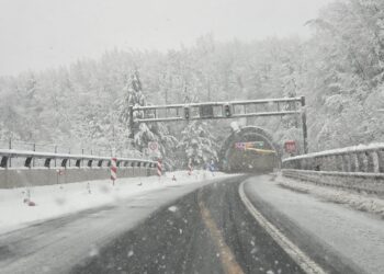 Abruzzo nella morsa del maltempo, allerta rossa: rischio diffuso su tutto il territorio