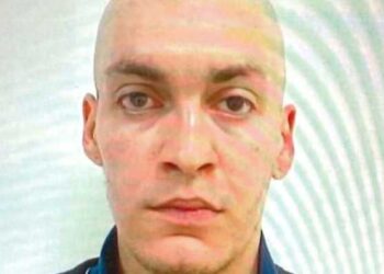 Evasione dal carcere di Avezzano, diramata la foto: caccia all’uomo e massima allerta in città