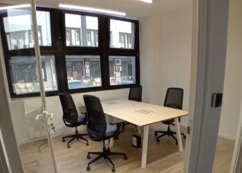 Poste Italiane apre a Chieti uno spazio coworking h24 con 18 postazioni e uffici
