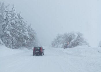 Neve e gelo tra Marsica e Alto Sangro: pendolari bloccati per ore