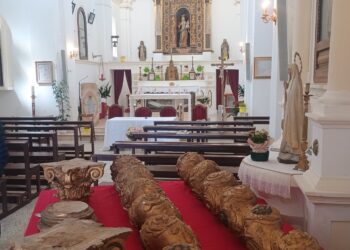 Colonne rubate dalla Chiesa di Santa Rufina tornano a Tossicia dopo vent’anni, recuperate dai carabinieri