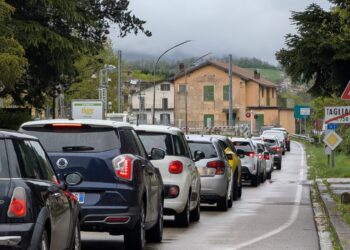 Passaggi a livello in tilt sulla Avezzano–Roma, mattinata di disagi poi traffico regolare nel pomeriggio