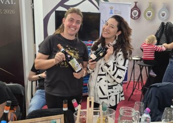 Vinitaly 2026, l’Abruzzo dell’anfora: Morganti e Adrianum tra conferme e nuove interpretazioni