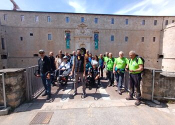 Grande partecipazione al corso per la conduzione della joëlette elettrica a L’Aquila