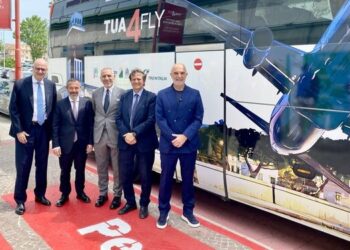 Bus continui tra aeroporto d’Abruzzo e stazione di Pescara, ecco Tua4Fly
