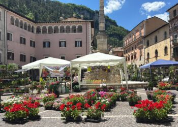 Profumi, colori e bellezza: domenica torna Tagliacozzo in Fiore