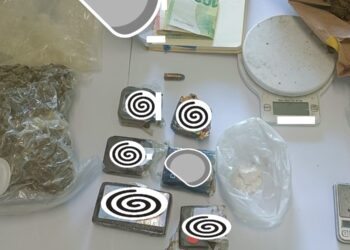 Blitz dei carabinieri in una casa trasformata in market della droga: arrestato 28enne