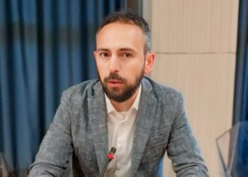 Rottamazione approvata: Il M5S vota si, ma chiede verità sui conti del comune di Pescara