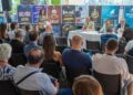 Estatica 2026 a Pescara: oltre 60 eventi tra musica, sapori e l’iconica voce di Luca Ward