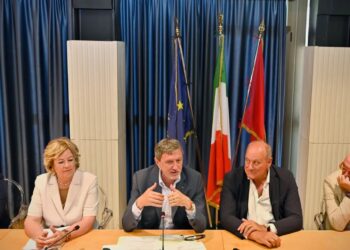 Rivoluzione nella Sanità abruzzese? Marsilio: con l’intelligenza artificiale portiamo la “fantascienza” nelle sale operatorie