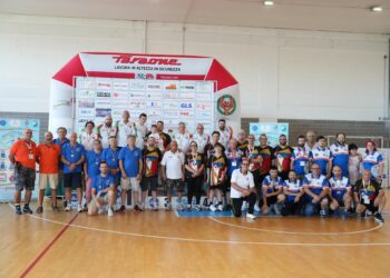 Martinsicuro incorona i campioni italiani di tiro con la fionda: spettacolo e precisione sulla via dei Mondiali