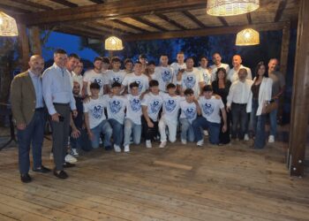 Pescara Nuoto e Pallanuoto, festa grande per la promozione in A2