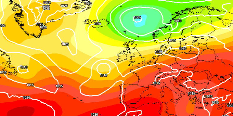 La situazione secondo il modello europeo ECMWF a 500 hpa per le ore 14:00 di Domenica 2 Agosto. Sulla nostra regione bello e soleggiato al mattino, possibili temporali sulle aree interne nel pomeriggio