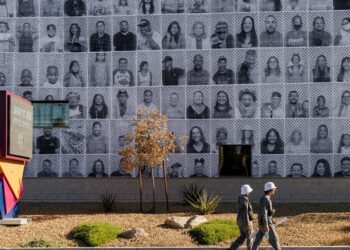 L’Aquila Capitale della Cultura 2026: oltre 2.000 ritratti dei cittadini racconteranno la rinascita