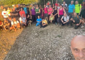 La “Montagnata in famiglia” celebra la 21esima edizione: camminata al tramonto tra natura e comunità