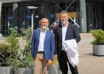 Mario Petrella da Avezzano porta la voce degli apicoltori italiani a Bruxelles