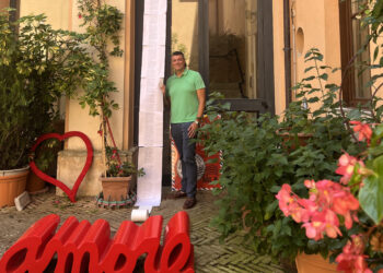 Le lettere d’Amore infiammano l’estate Italiana ed “esibiscono lo scontrino”
