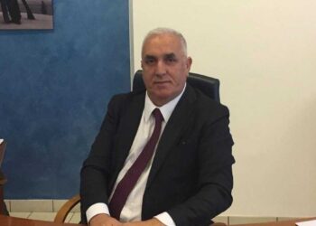 Di Carlo boccia la gestione unica dei rifiuti: super carrozzone che premia l’inefficienza