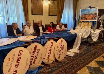 “Palio Città di Pescara”: Il 17 e 18 luglio otto squadre si sfidano nel torneo di tennis vintage