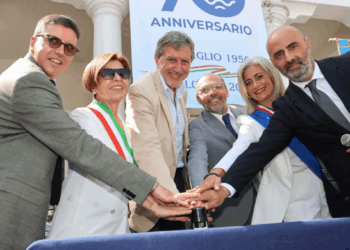 I 70 anni di Alba Adriatica: celebrata la rinascita della spiaggia colpita dalla mareggiata del 2019