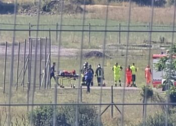 Esplosione a Sant’Anatolia: forte boato e una colonna di fumo, intervento dei vigili del fuoco (foto)
