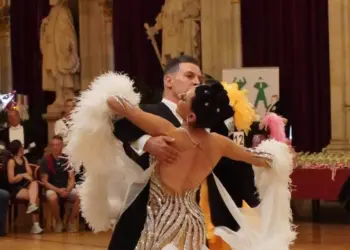 Impresa a Vienna: la danza aquilana brilla al WDSF con Gregori e D’Agostino!