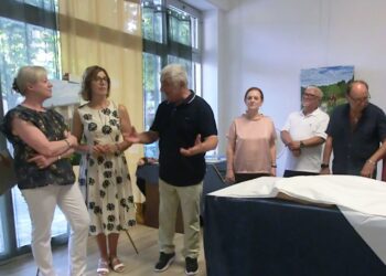 A Francavilla “Oltre il tempo, oltre il luogo”: inaugurata la mostra collettiva a Senso civico