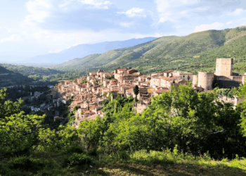 La rinascita delle aree interne: Pettorano Sul Gizio tra i borghi più belli d’Italia