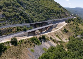 Cantieri, disagi e sicurezza: riaprono sei nuovi viadotti sull’autostrada A24