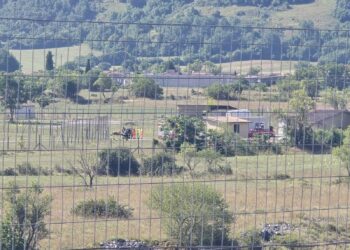 Esplosione alla Mattei, ci sono due vittime. Tragica coincidenza a dodici anni dallo scoppio alla Paolelli