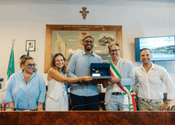 Roseto celebra Brandon Sherrod: consegnata la rosa d’argento all’ex giocatore degli Sharks