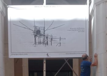 “Abruzzo, segni di una terra”: mostra fotografica di Roberto Grillo con testi di Donatella Di Pietrantonio