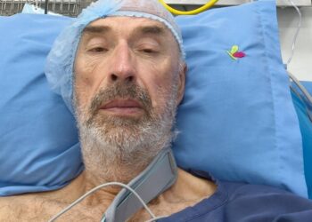 Paura per l’alpinista Ernesto Macera Mascitelli, incidente a 5mila metri di quota: ricoverato in ospedale